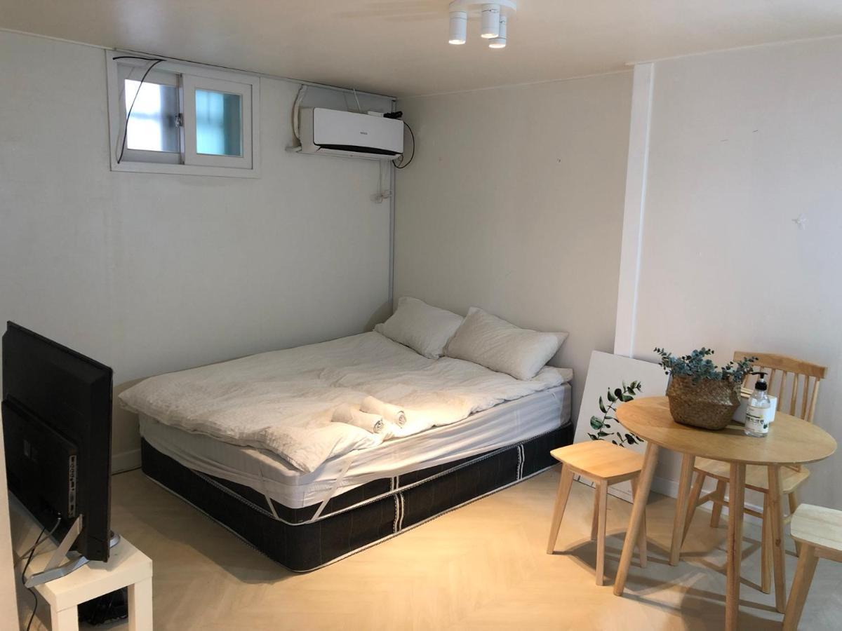Хостел Rich House Dongdaemun Сеул Экстерьер фото